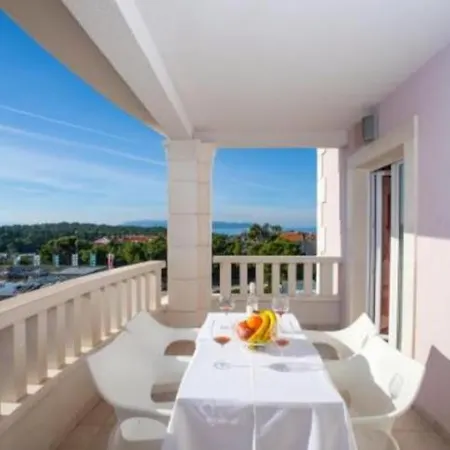 Luce Apartment